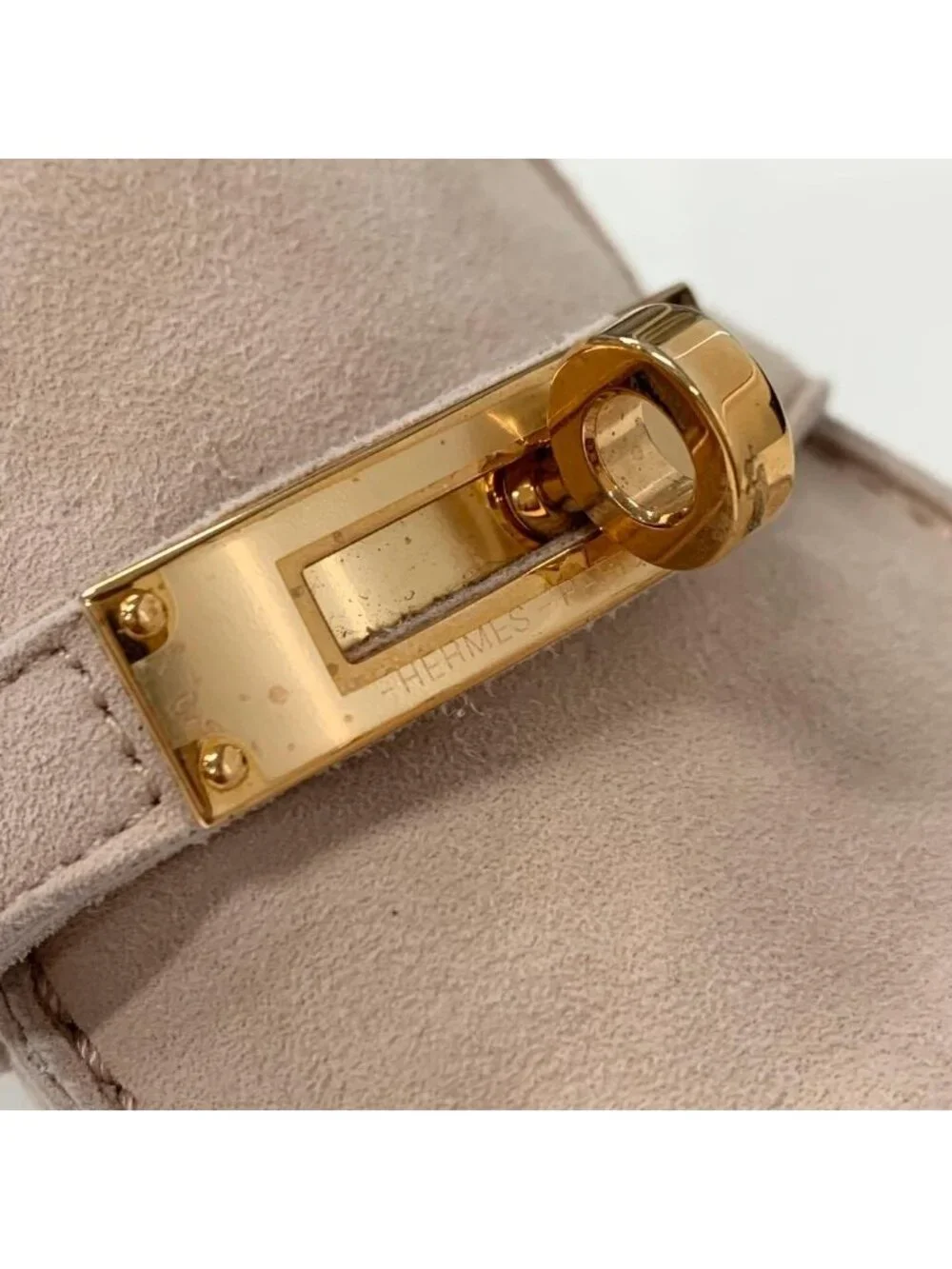 Hermes brand size